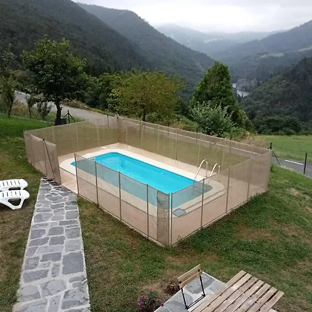 بيت للعطل Mini Ron *