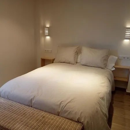 بيت للعطل Mini Ron Merou